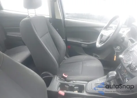 2016 Ford Focus S from USA, damaged, VIN 1FADP3E20GL302220